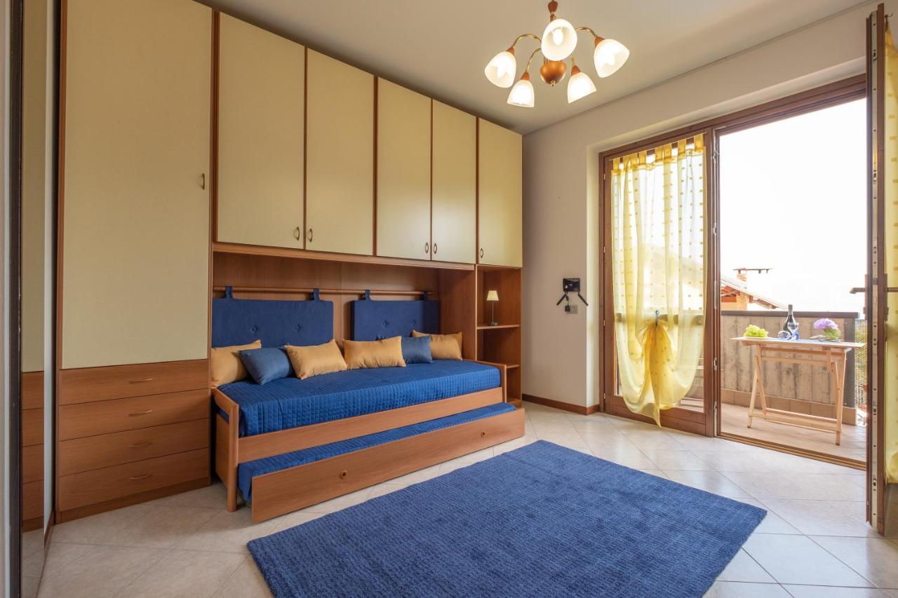 Happy Guest Apartments - Lake Panorama & Pool Riva di Solto Eksteriør bilde